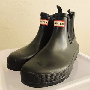 Hunter black boots size 8